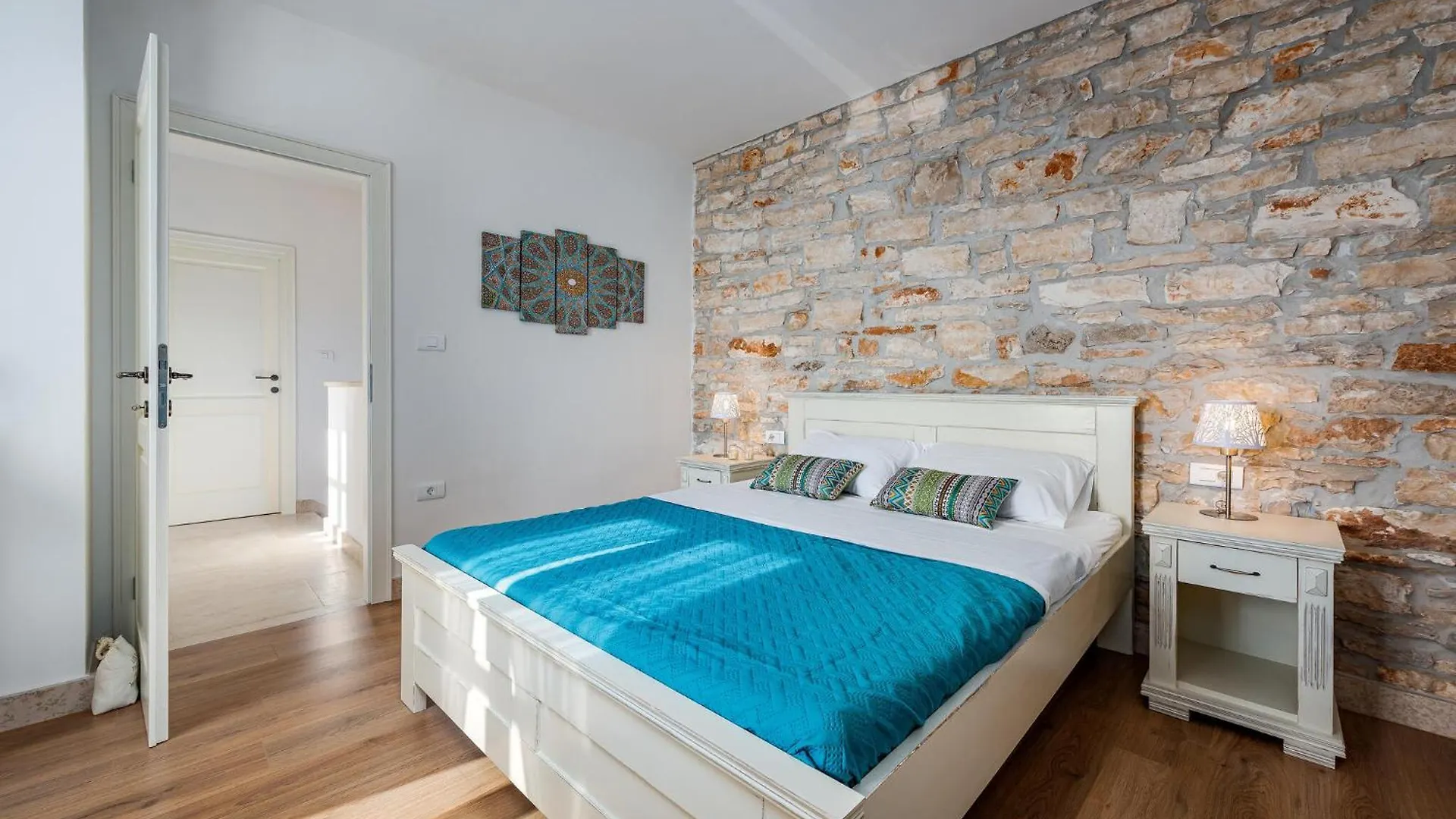 Awesome Home In Vodnjan With Wifi Holiday home